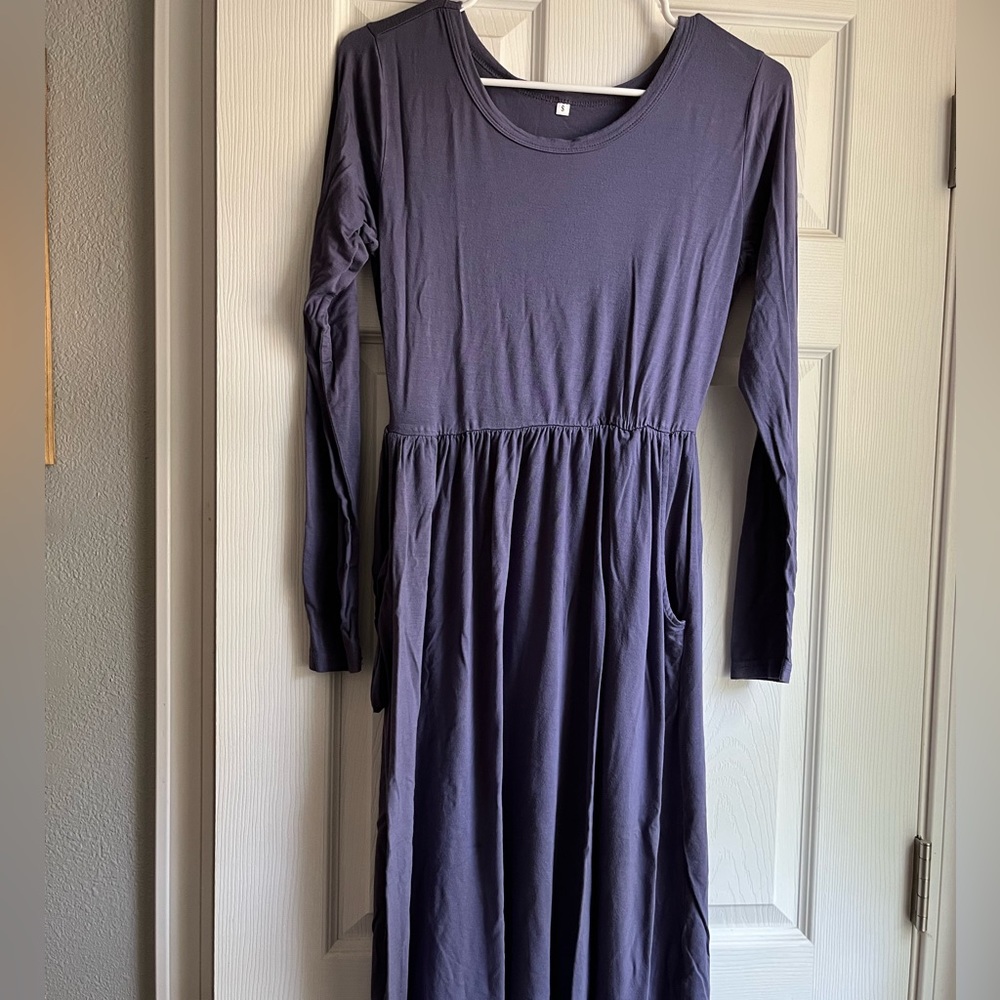 Auselily long-sleeved midi dress